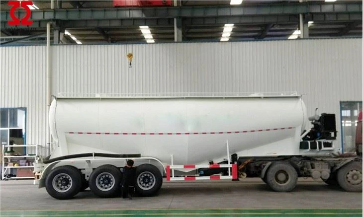 Tsement tashuvchi tanker treyleri