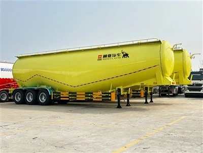 2 bo'linmali kukunli tanker yarim tirkamasi